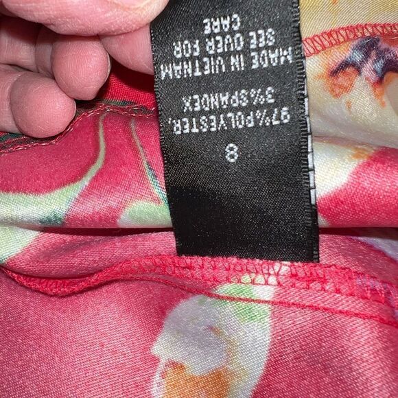 Alyx beautiful red sheath with tropical floral design! New - Picture 7 of 7